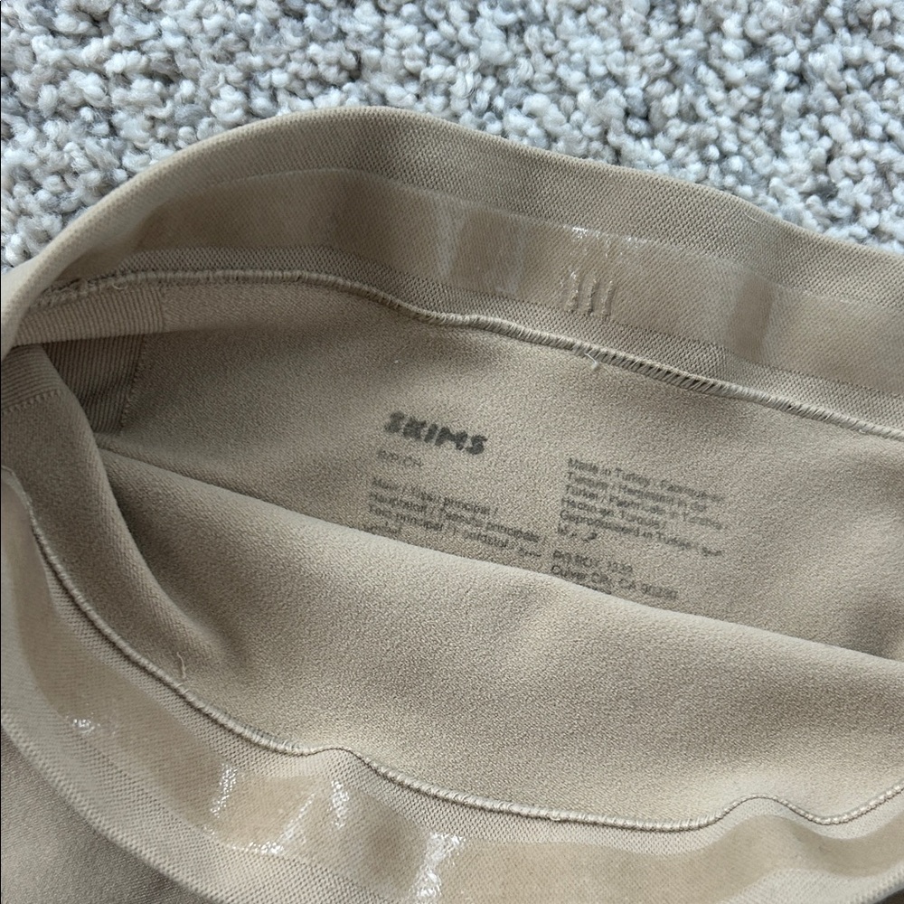 SKIMS Nude/Tan Shapewear Shorts